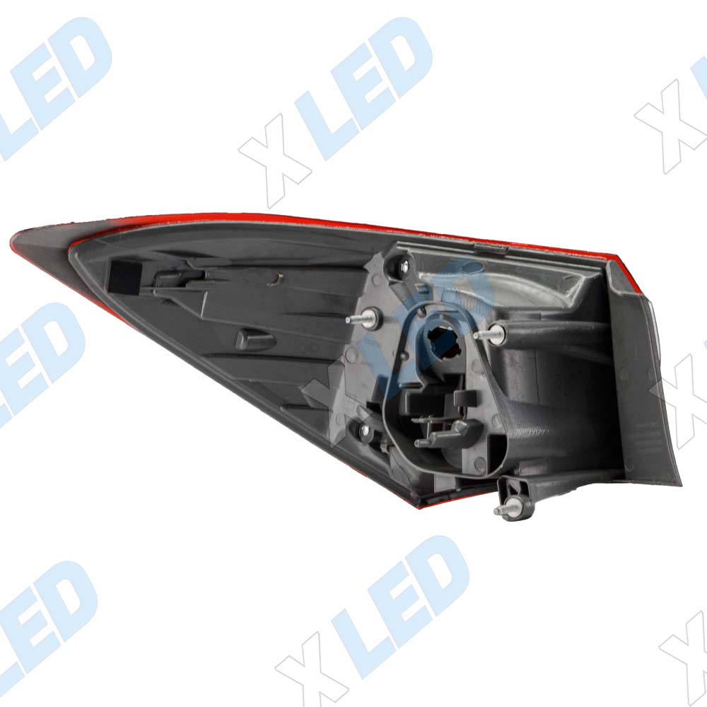 Фонарь задний Toyota Corolla XI (E160, E170, E180) в крыло LED (2012-2016) правый