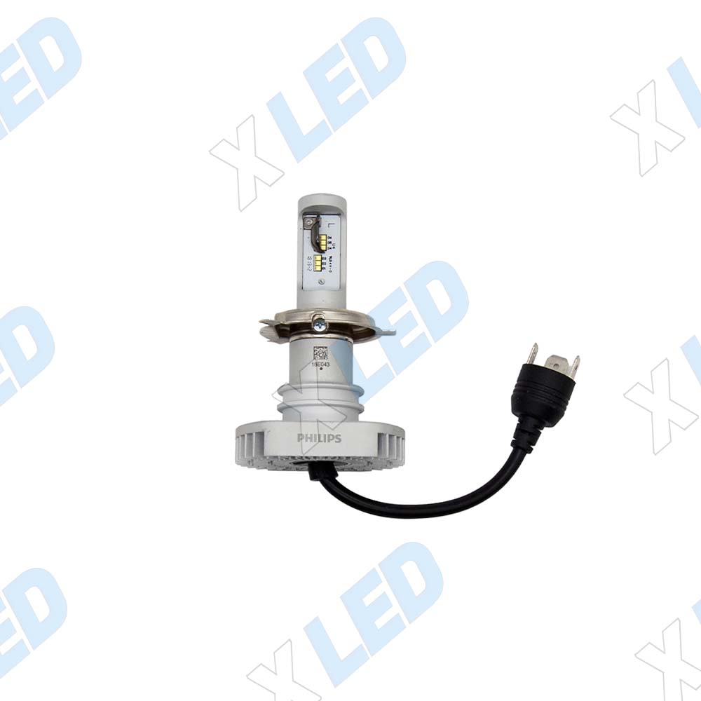 Комплект светодиодных ламп H4 Philips Ultinon LED HL 6200К (11342ULWX2)