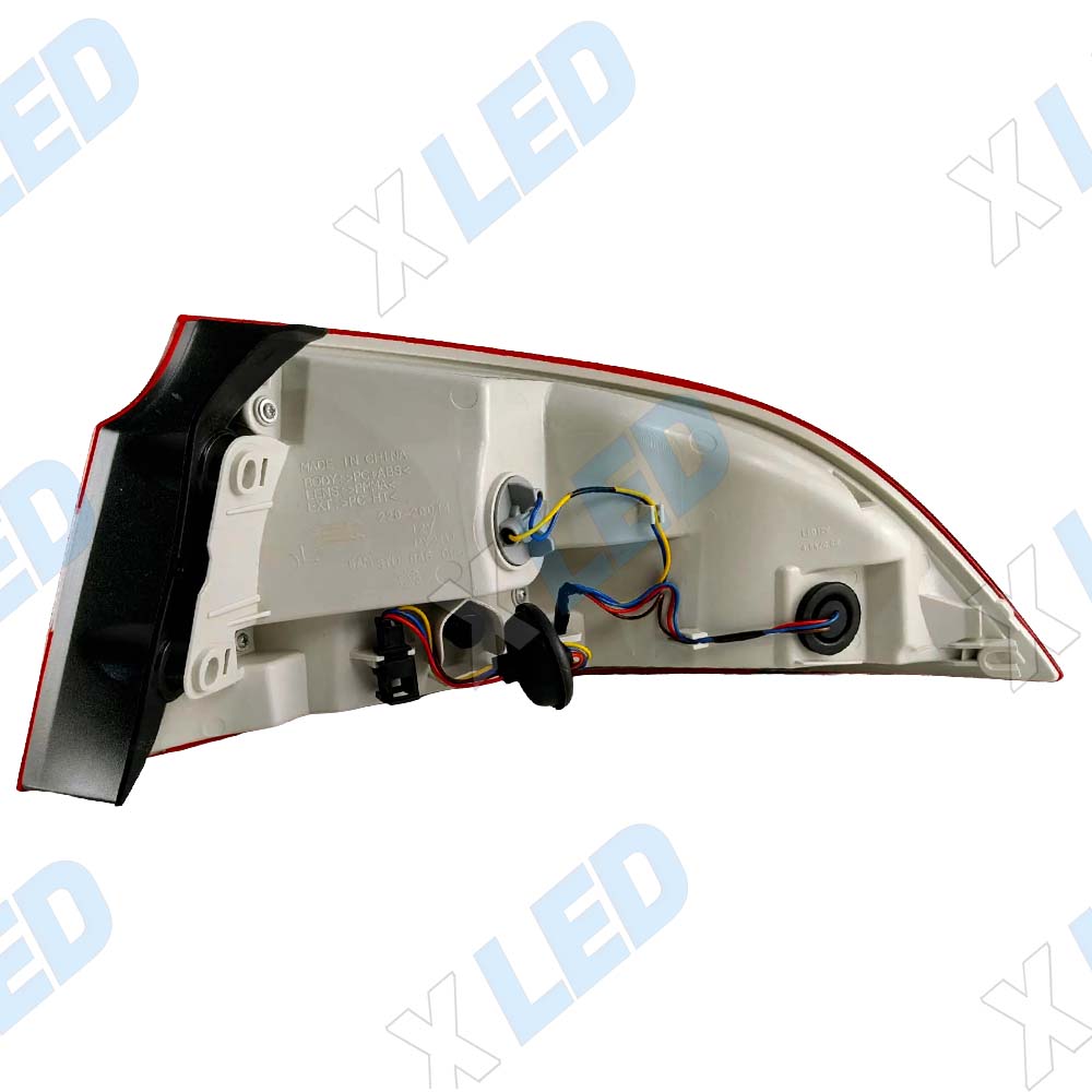 Фонарь задний Skoda Suberb II (2008-2013) в крыло LED (левый)