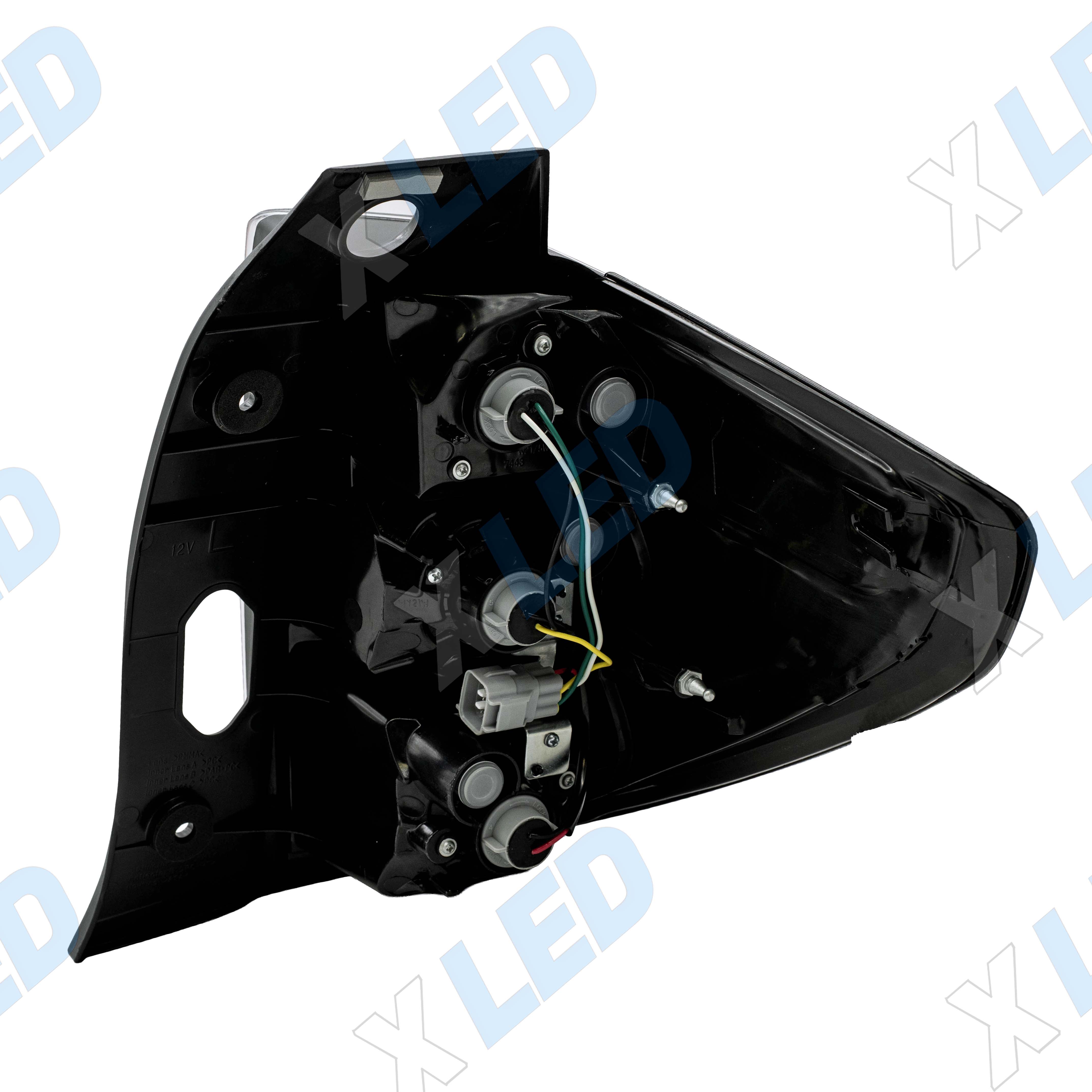 Фонарь задний Subaru Forester III (2007-2011) LED (левый)