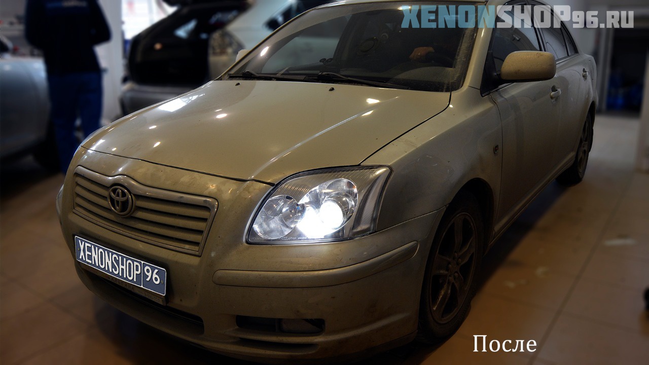 Toyta Avensis II 2004 - 5.jpg