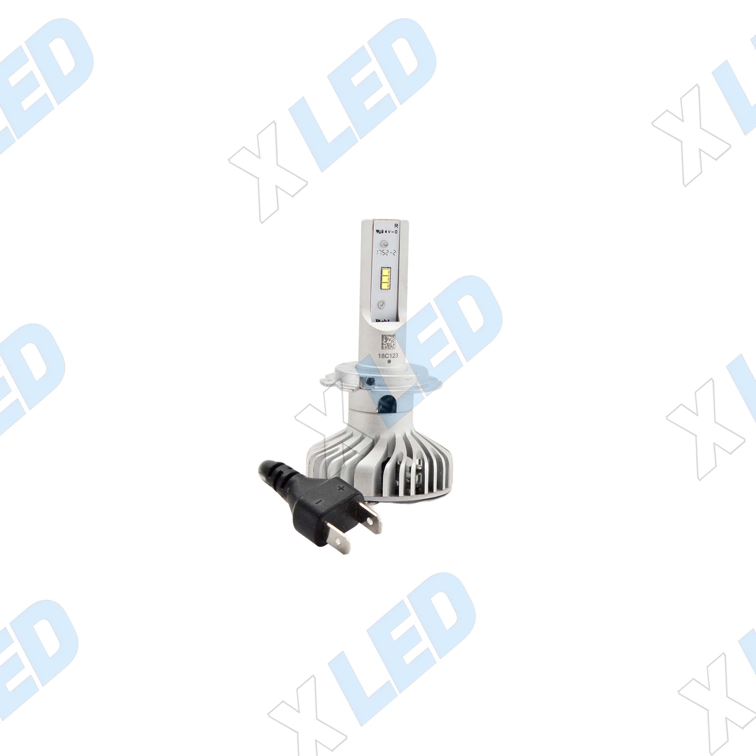 Комплект светодиодных ламп H7 Philips Ultinon LED 6200K (11972ULWX2)