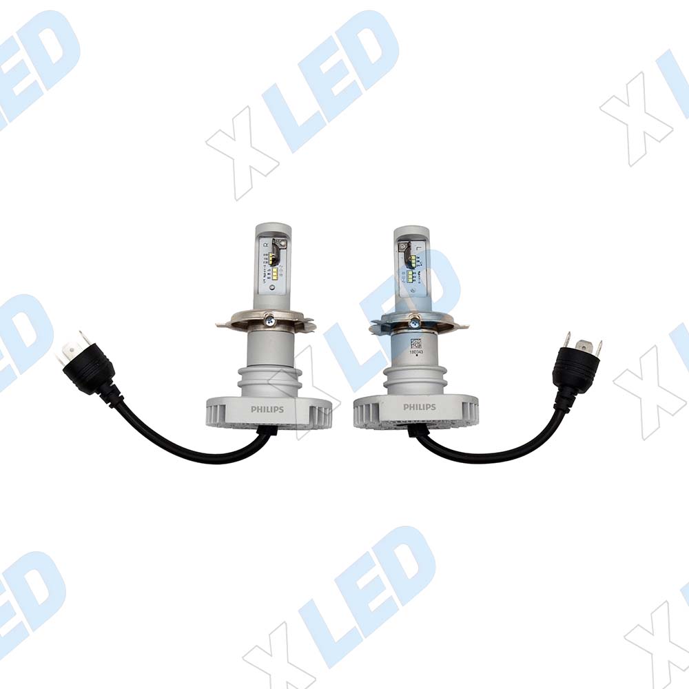 Комплект светодиодных ламп H4 Philips Ultinon LED HL 6200К (11342ULWX2)