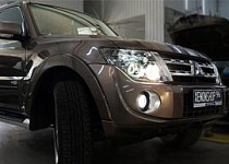 Замена линз на Hella 3 | Mitsubishi Pajero 4 2011г.