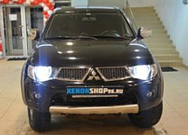 Установка би-ксеноновых линз в Mitsubishi L200 2012 год Koito Q5 3"