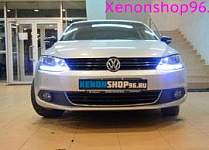 Установка би-ксеноновых линз Volkswagen Jetta 2012 год Morimoto G5H1 + монтаж плавающей ленты с функцией ДХО и поворотника