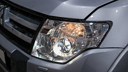 Mitsubishi Pajero - Замена на Bi-Led линзы!