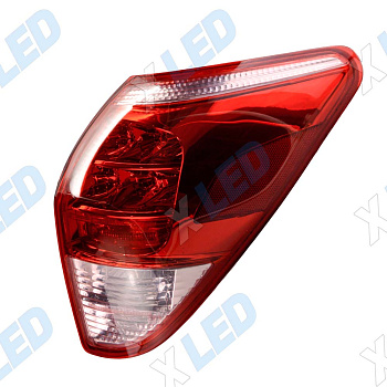 Фонарь задний Toyota RAV4 (XA20) (2003-2006) (правый)