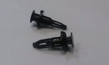 Пистон заклепка Toyota Lexsus GS30/35/43/460 05 KJ-085