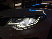 Kia Optima замена штатных линз на яркий Bi-LED с широкой и яркой СТГ