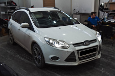 Ford Focus - Установка Bi-Led линз