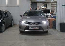 Toyota Auris замена линз на би ксеноновые
