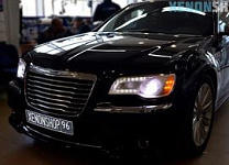 Chryslet 300c Замена на Би-ксеноновые линзы Hella 3