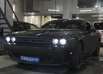 Dodge Challenger 2019 - Замена линз на Би-ксеноновые Hella 3
